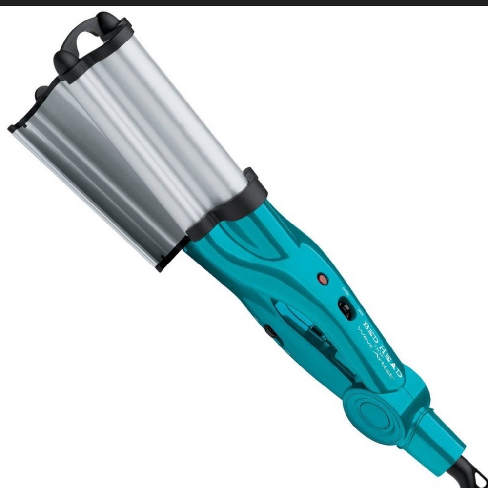 Bed Head Wave Artist curling iron